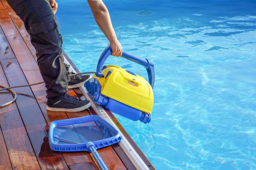 équipements d'entretien piscine